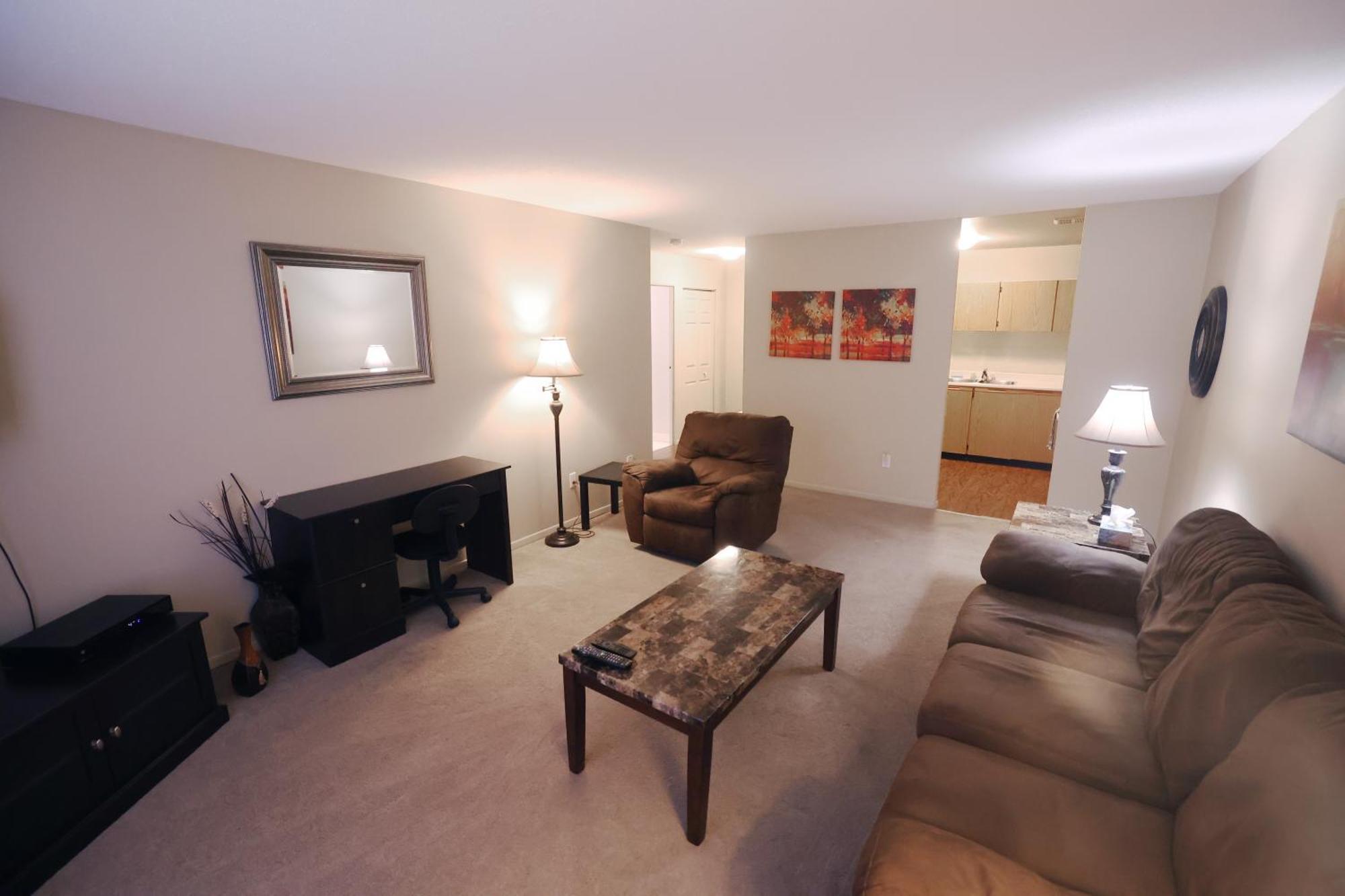 Paris Plaza Apartment Elliot Lake Ngoại thất bức ảnh